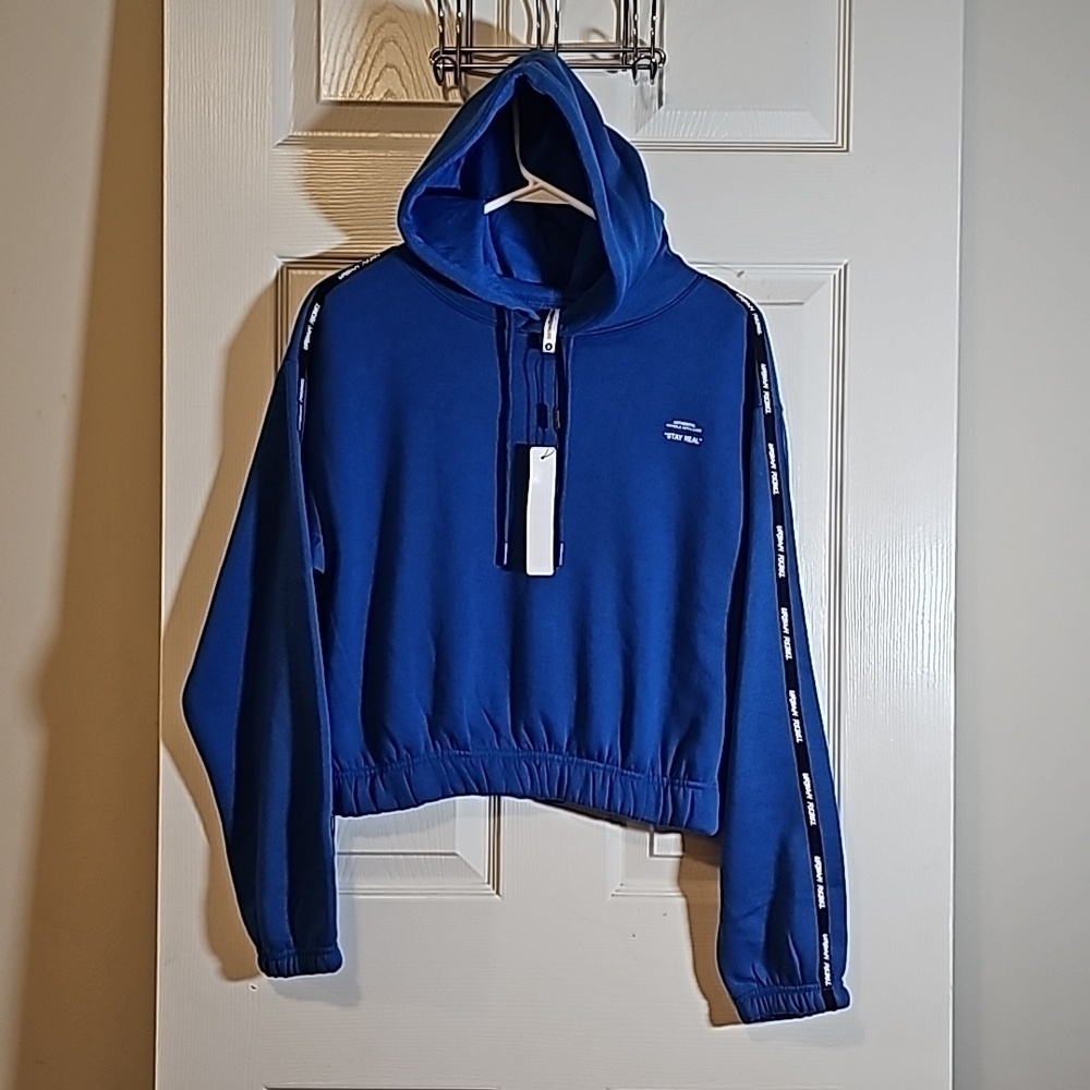 Chicoree Salted Basics Long Sleeve Cropped Hoodie Sweatshirt Blue Size S